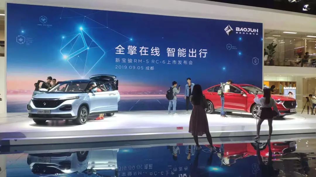 成都车展最火爆的车型,成都最大型车展购车便宜吗