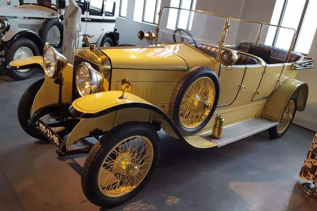 西班牙有汽车工业吗,西班牙有日耳曼血统吗