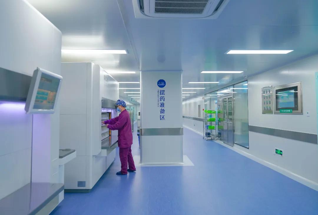 配药机器人智能,自动打针输液机器人