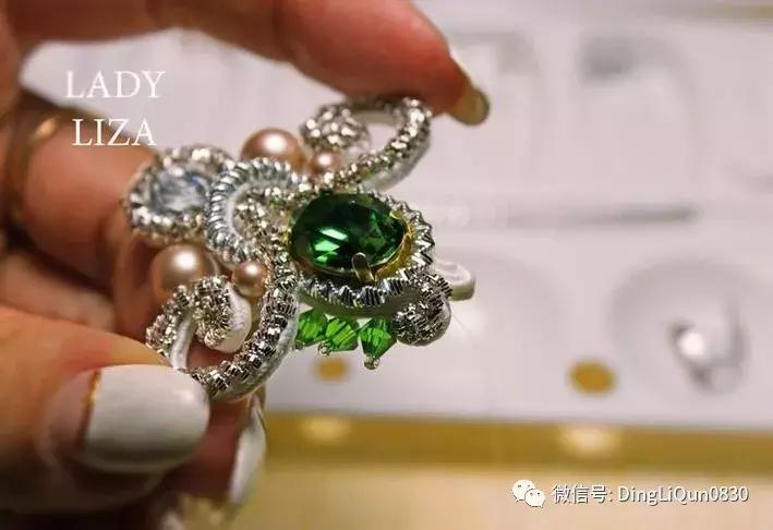 珍珠手工串珠教程,串珠教程简单优雅的s型珍珠耳坠