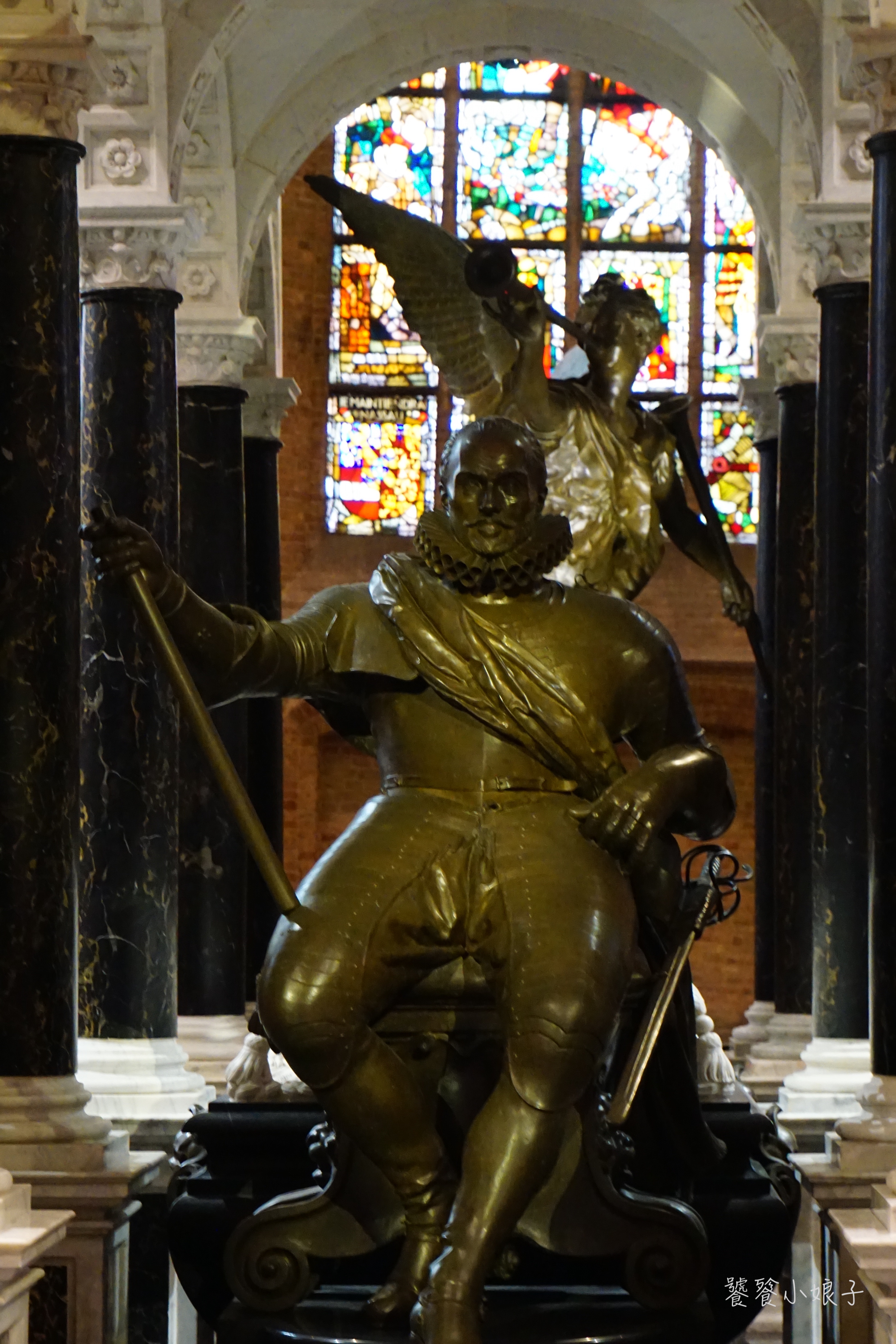 为什么荷兰足球这么强,荷兰足球队为什么穿橙色