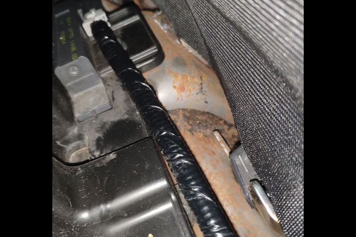 英菲尼迪fx35最容易哪里进水,英菲尼迪fx35天窗漏水底板全是水