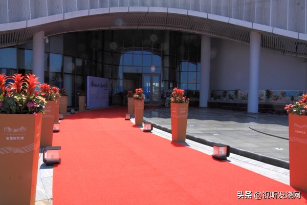 亦文亦武篆书,亦文亦武尽态极妍