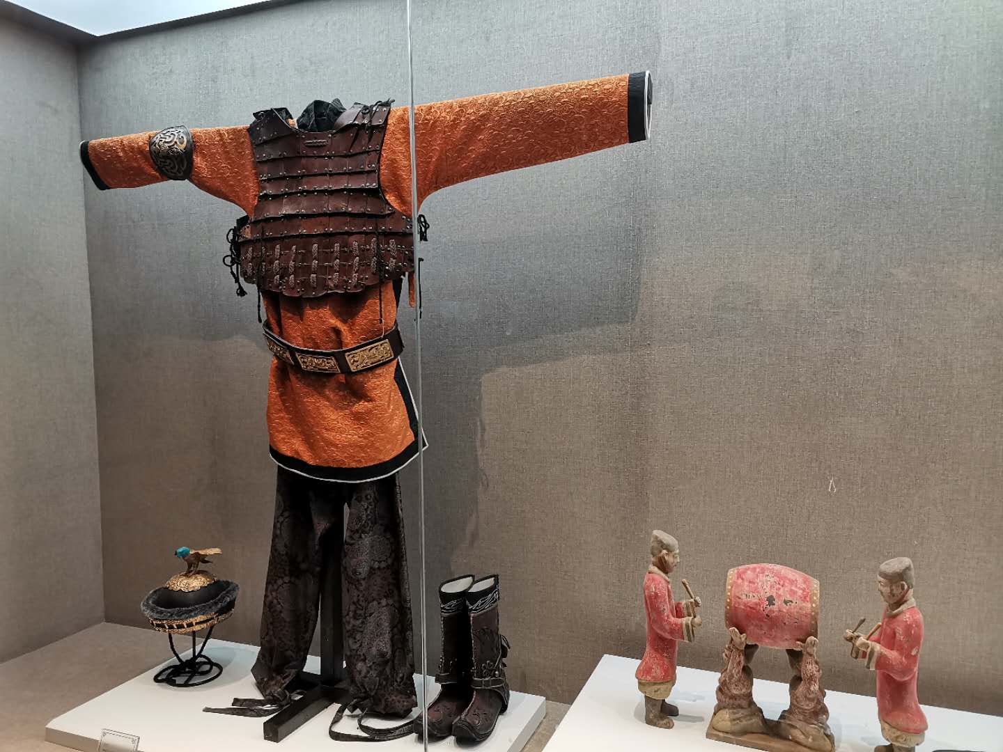 呼和浩特昭君博物院：中外驰名西汉古墓――昭君墓