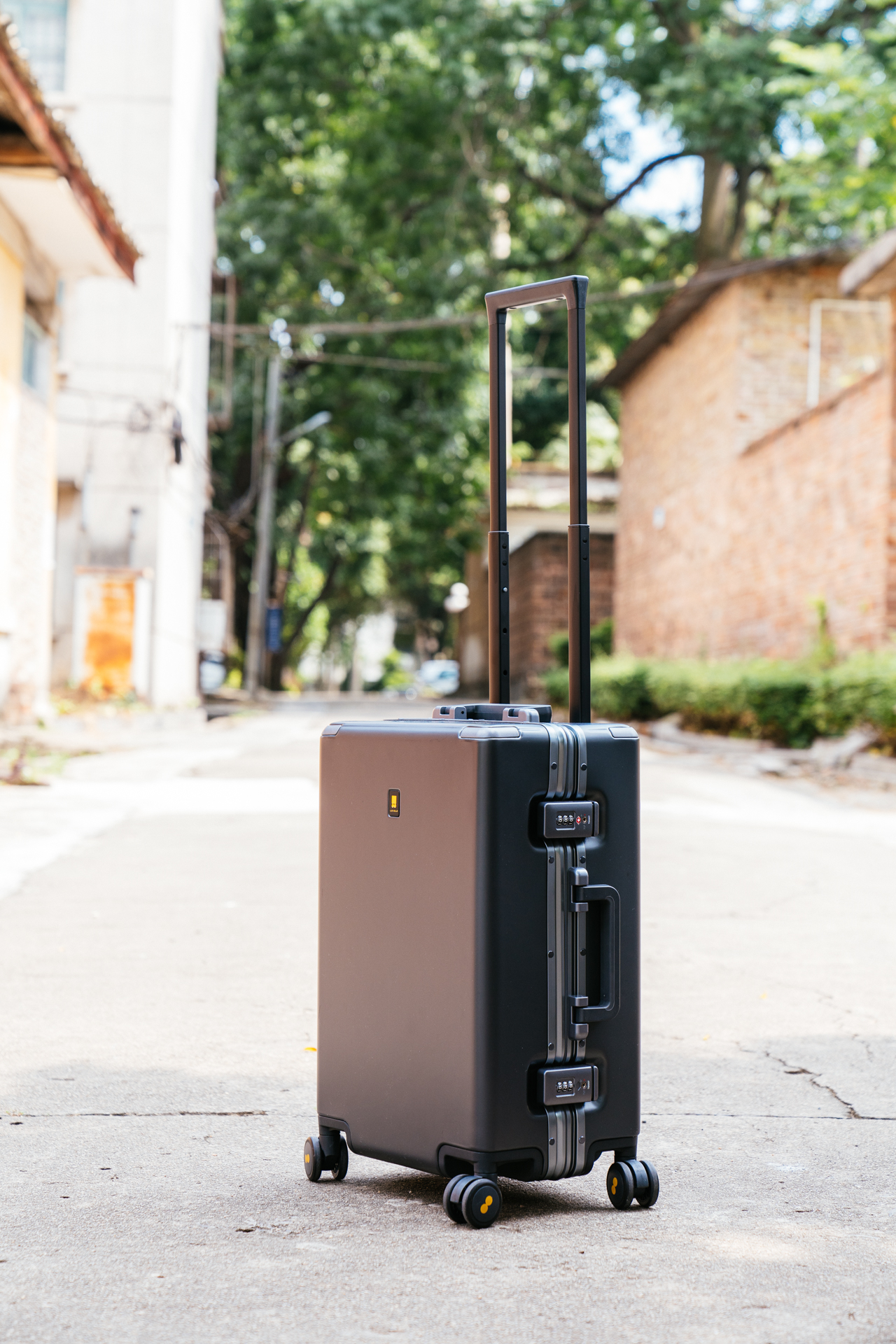 简约有范儿地平线8号行李箱,24寸地平线8号行李箱评测