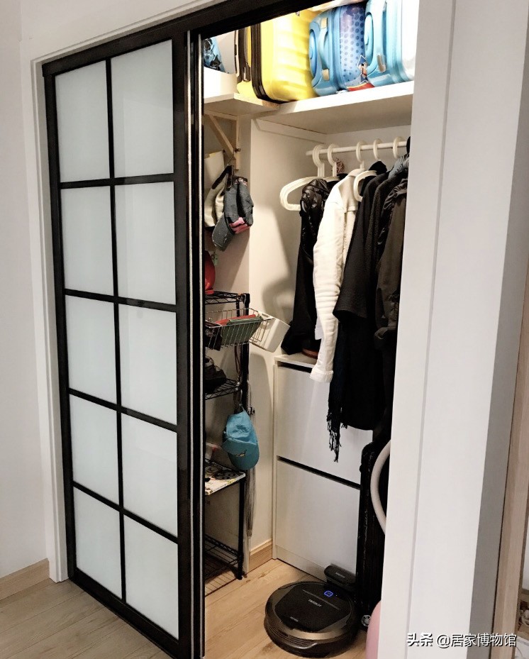 免打孔收纳神器到底好用吗,免打孔安装方便收纳整理不占空间