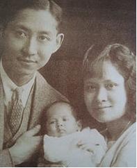 泰王的华裔奶奶还在不,67岁泰王最宠的女儿