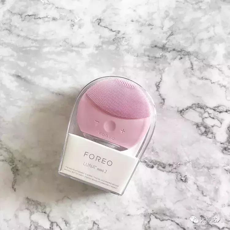 老板疯了！人人送100元！29.9就能做美睫！小仙女们约起来~