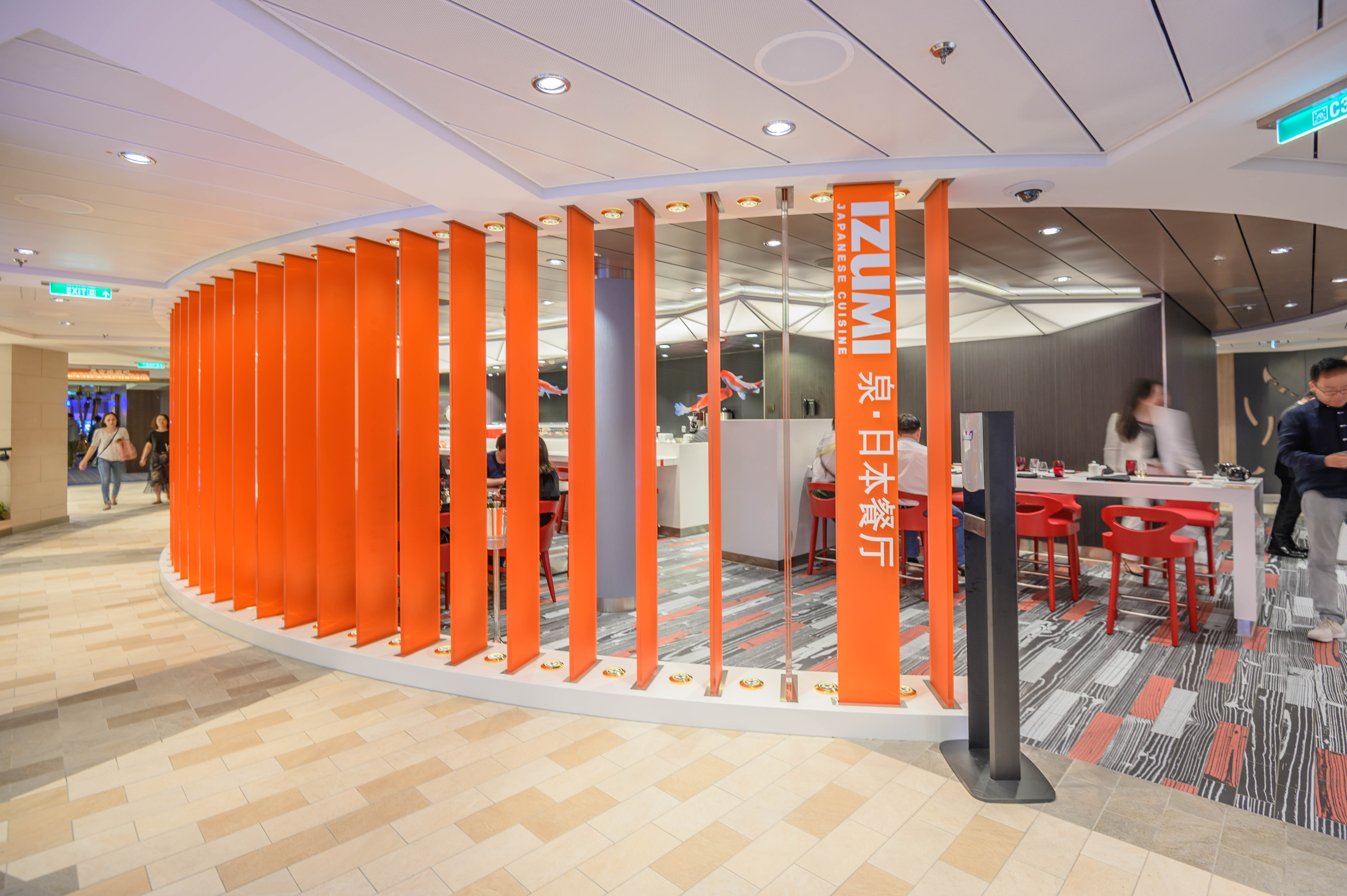 世界第一艘豪华邮轮,世界最大豪华邮轮首航