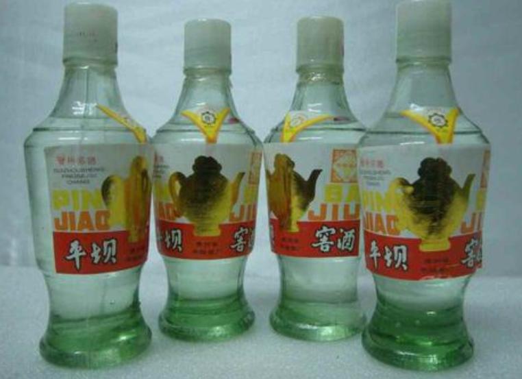 十大平民纯粮白酒爆款排行榜,百元内四川纯粮白酒