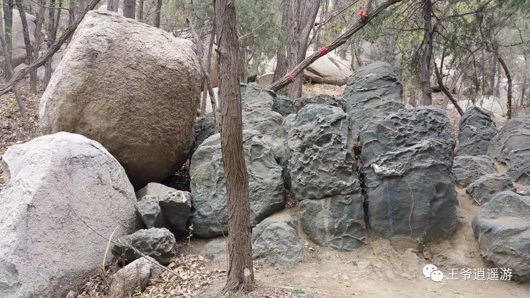 邹城峄山石头怎么形成的,峄山的石头是怎么形成