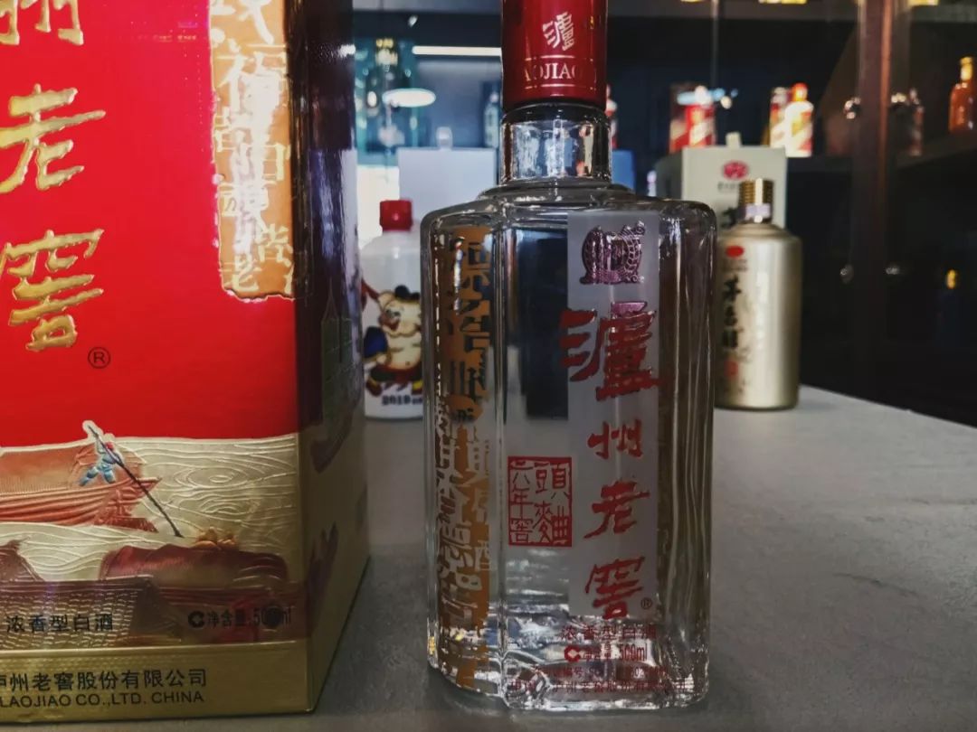 哪一年泸州老窖头曲值得收藏,泸州老窖6年窖头曲到底好不好喝