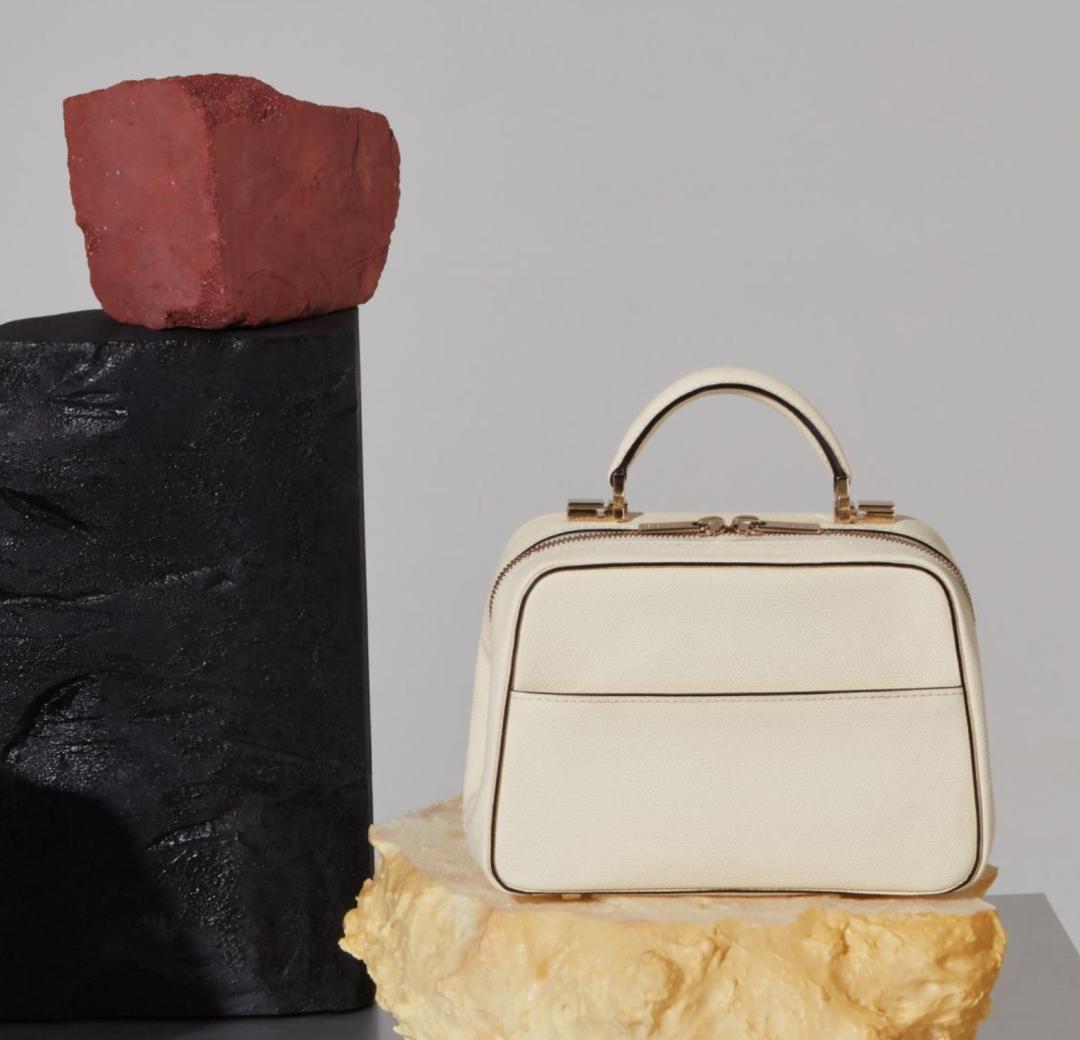 刘雯宋妍霏,宋妍霏孟美岐穿搭