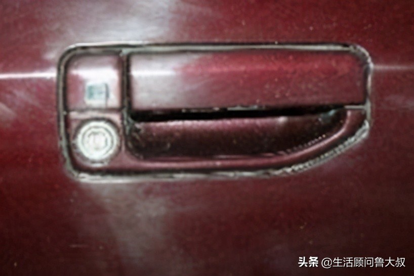 汽车中控台塑料划痕有办法修复吗,汽车前挡风玻璃划痕修复最好办法