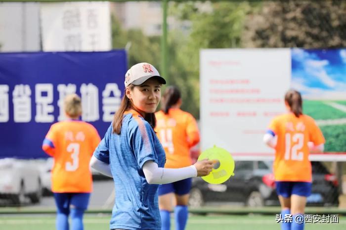 西安足球教练王莎莎,足球网红王莎莎