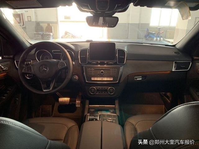 19款奔驰gle43coupe,19奔驰gle43