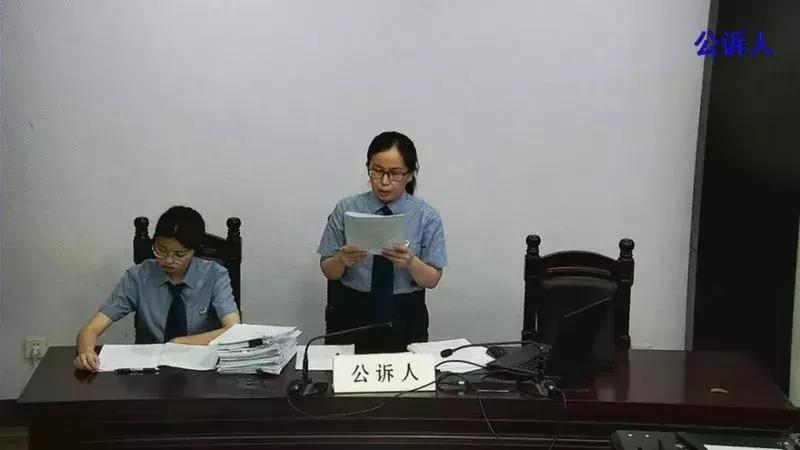 警方破获一起非法拘禁案,非法拘禁用电棍电人