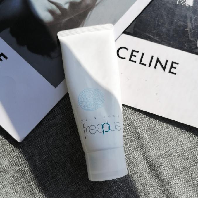 干皮控油不紧绷平价洗面奶,男士平价洗面奶