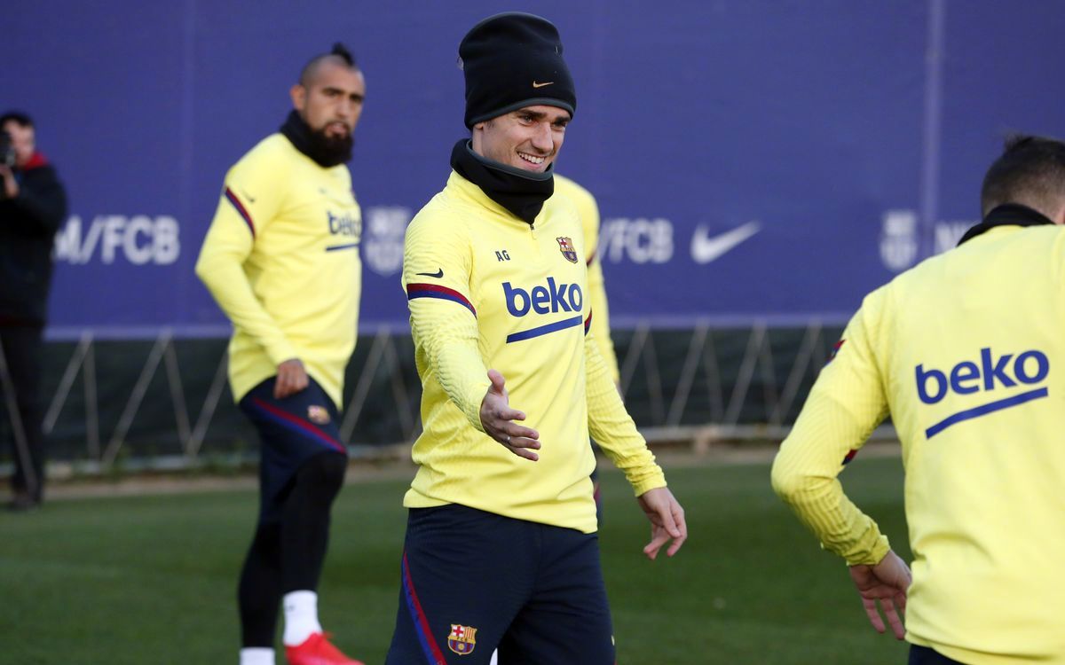 再次被早早换下，格子的生存危机真的来了