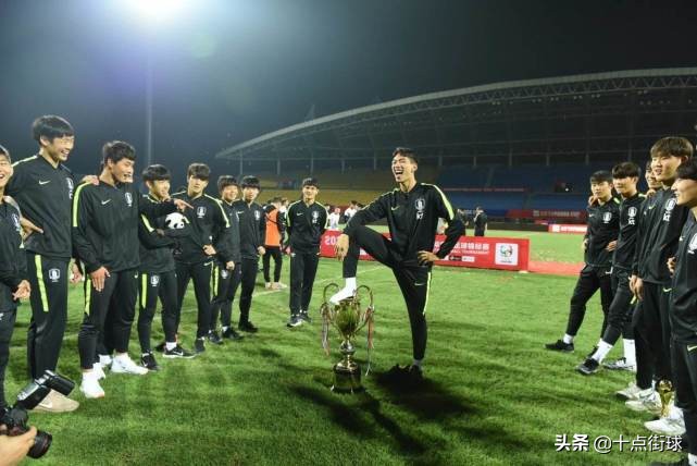 黄健翔为什么不解说,黄健翔退出解说的原因