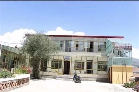 民宿365近期10家大热的极简民宿,西北风格民宿