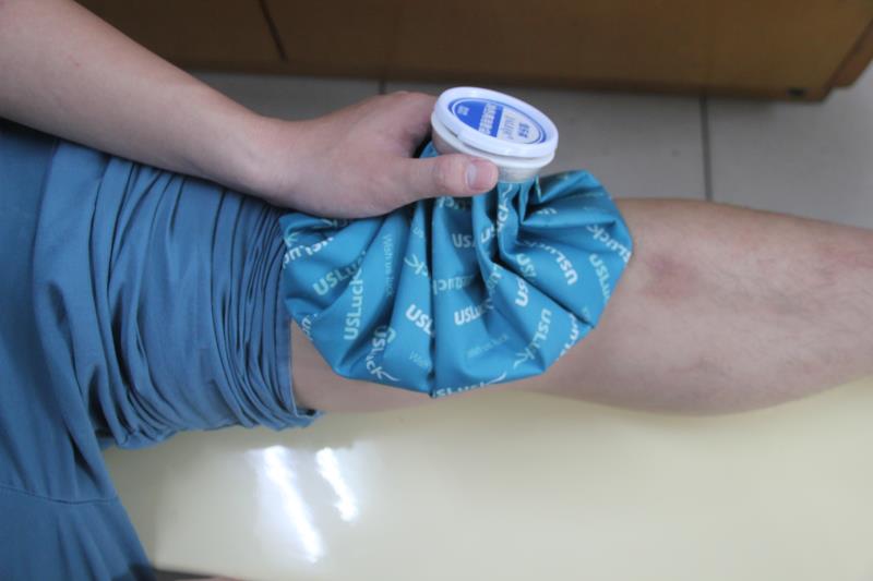 足球小将三大主力受伤,足球运动员受伤治疗后继续比赛