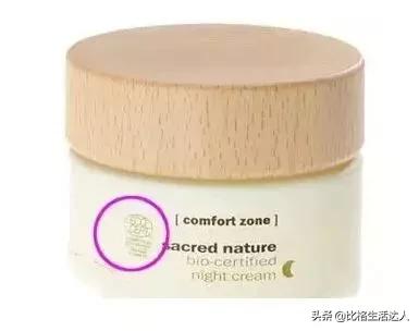 过期的化妆品真的还能用吗,化妆品还有半年过期使用没问题吧