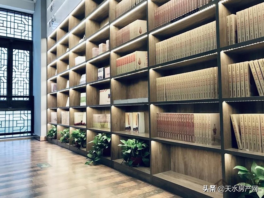 点亮城市夜经济发展,点亮城市夜经济增添发展新活力