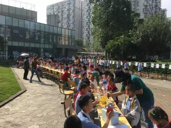 成都十八中学过六一儿童节,各学校精彩纷呈庆六一