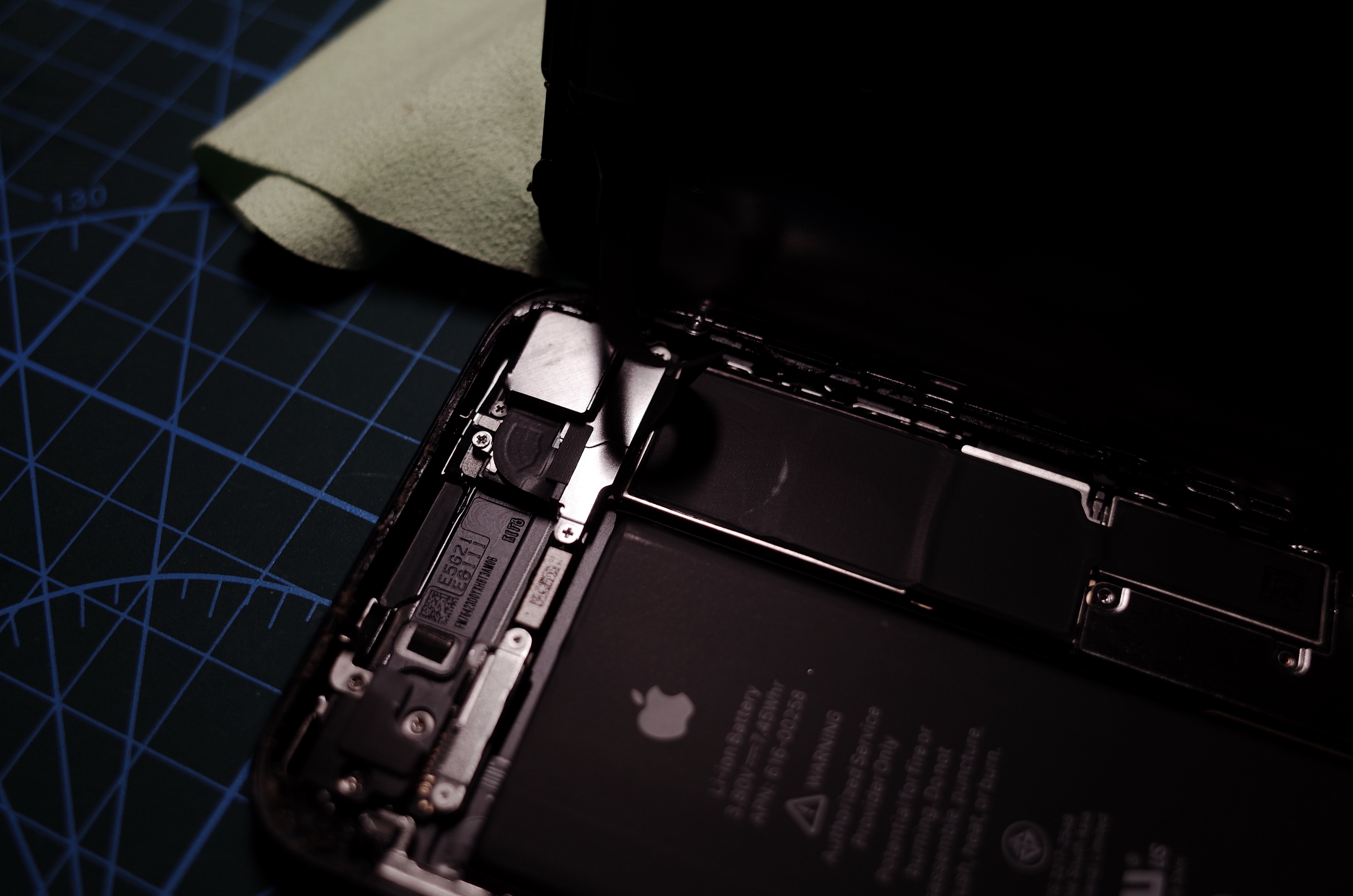 iphone11pro听筒声音越来越小,iphone手机听筒声音小