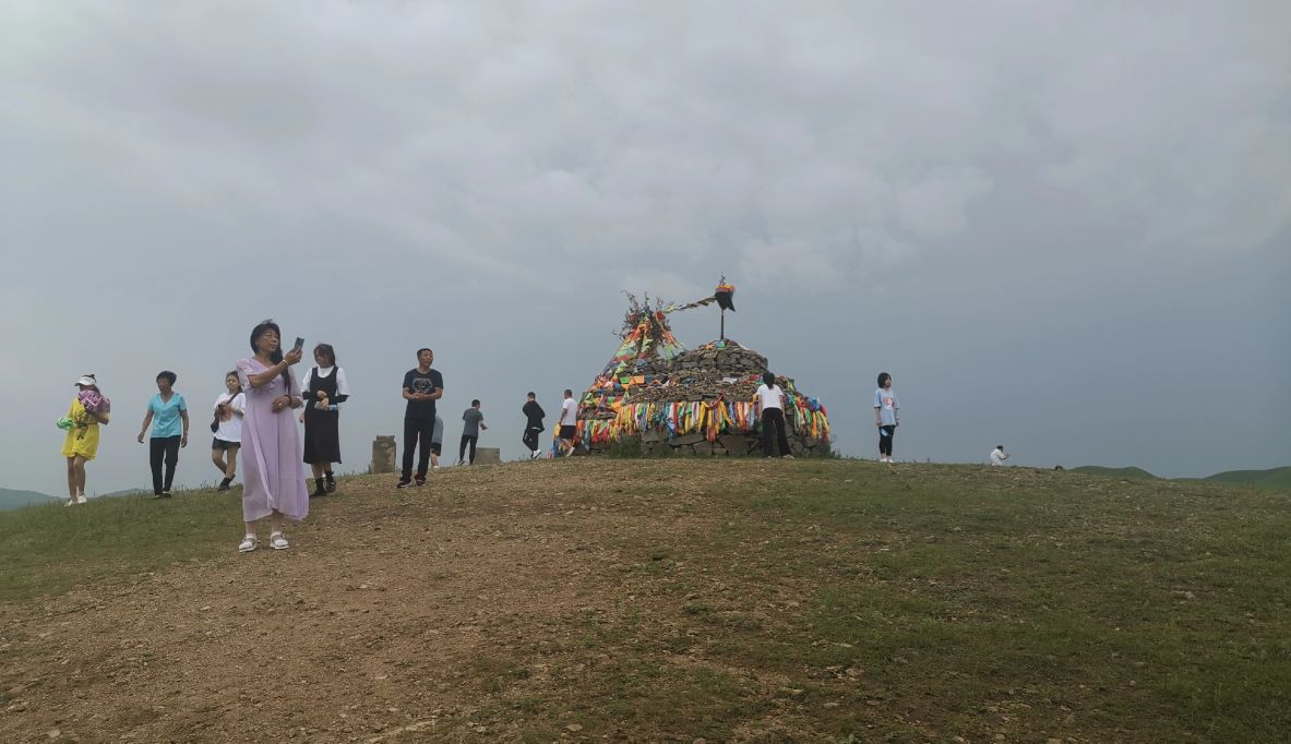 泸沽湖玛尼堆祈福照片,为你祈福的玛尼堆