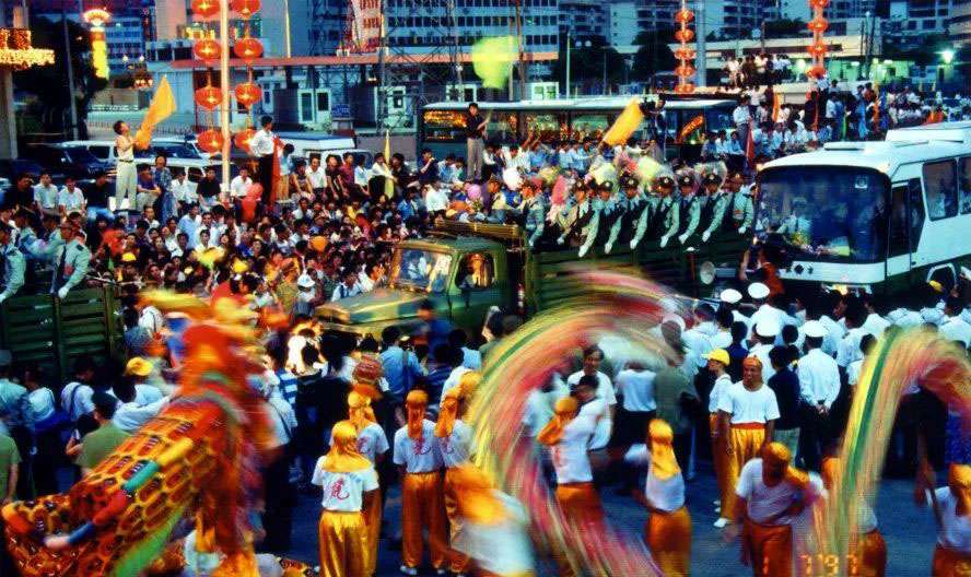 深圳三十年风云变化图,回望深圳四十年图片