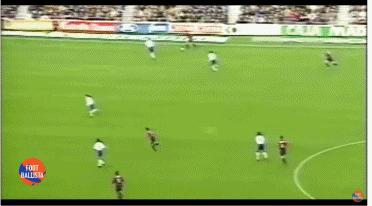 球迷最佳模仿对象，“边路天尊”的盘带技术如何实现？