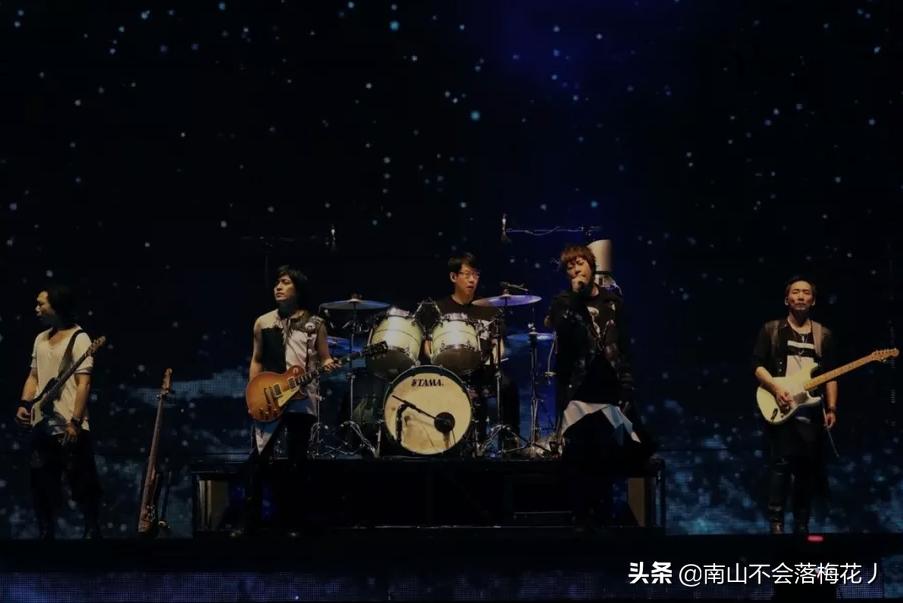 伍佰五月天演唱会片段,伍佰五月天演唱会控场