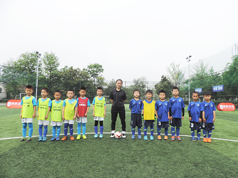 小足球承载着大梦想,2019年嘉陵区中小学生足球比赛