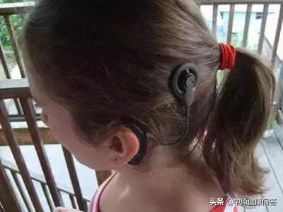 掏耳朵、打电话……OMG，这些小事情可能致聋？
