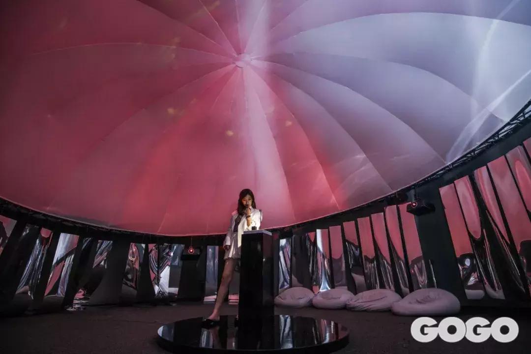 聚划算欢聚日光影之夜，开启满天星·光盛典