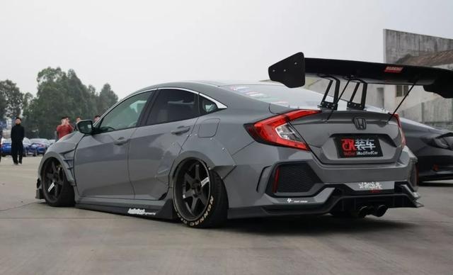 十代思域无损改装音响不改功放,十代思域hatchback红色改装方案