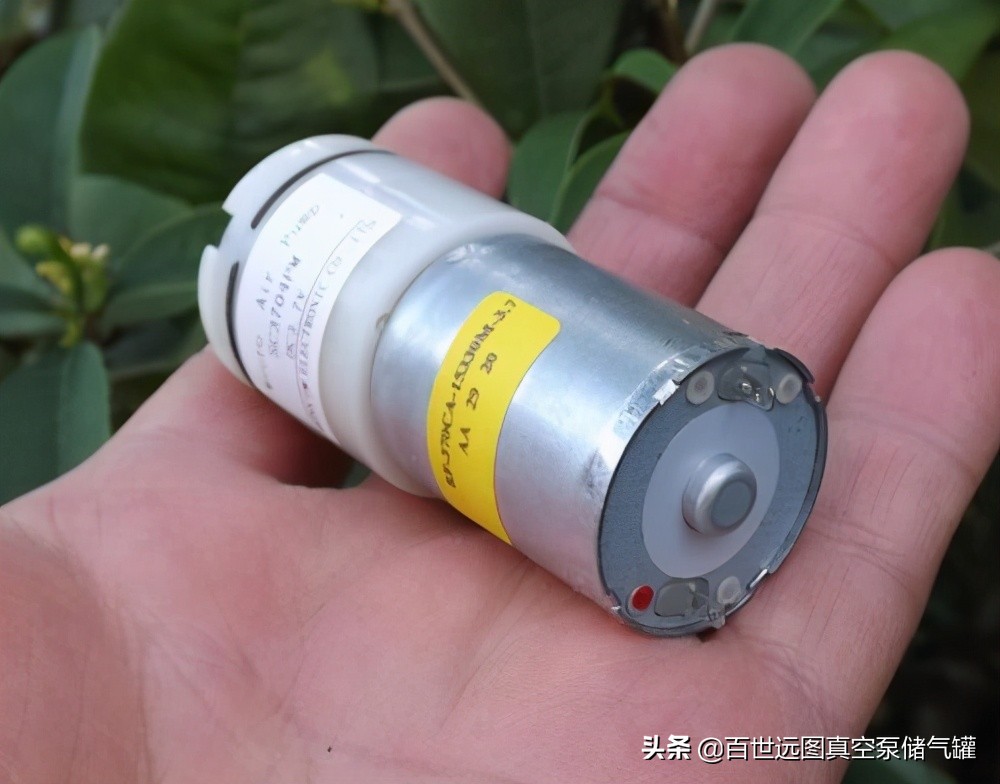 小型微型自吸水泵,小型水泵是怎样工作的