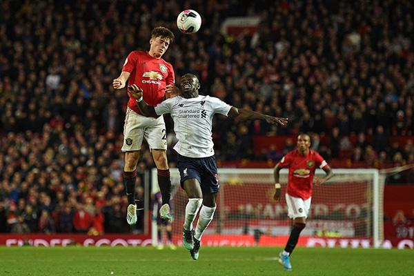 曼联首发阵容的缺点和不足,曼联进攻型阵容