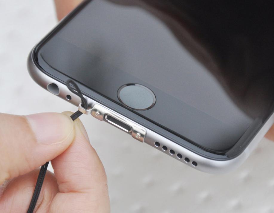 手机摔了一下有时关机有时正常,智能机摔了一下黑屏