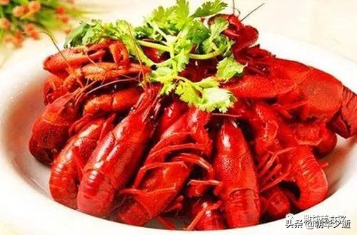 油焖大虾，麻辣小龙虾的做法