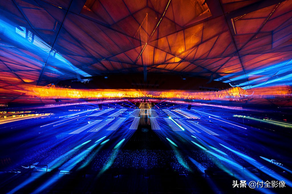 鸟巢沸腾瞬间,鸟巢合唱爱如潮水