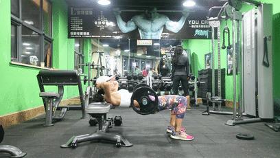 赵丽颖“半裸照”刷屏：以貌取人，其实很公平