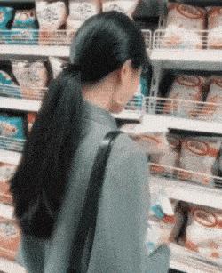 狗子搞笑gif,足球搞笑gif动图