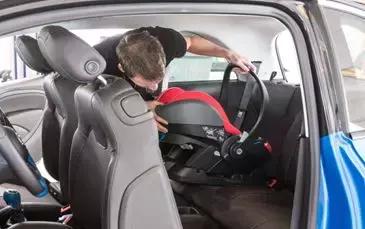 安全座椅没坐小孩,儿童安全座椅需要根据车型买吗