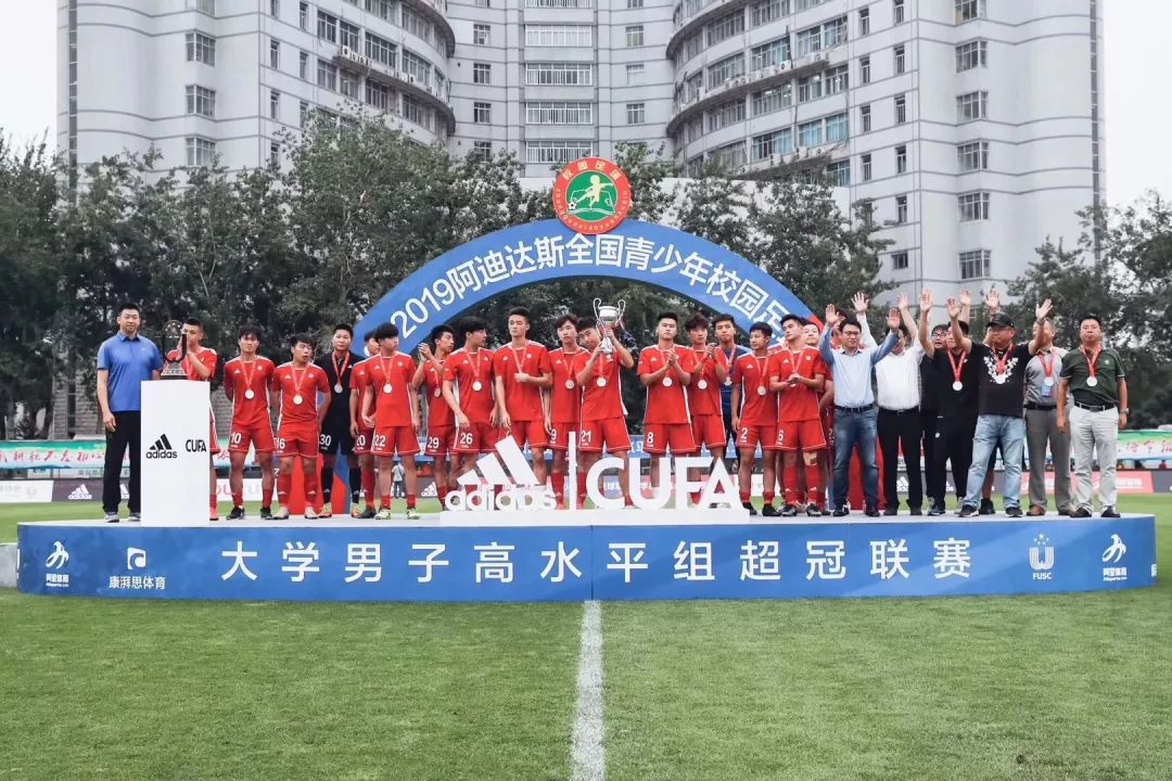 十年磨一剑打败对手,十年磨剑一朝登顶雄天下