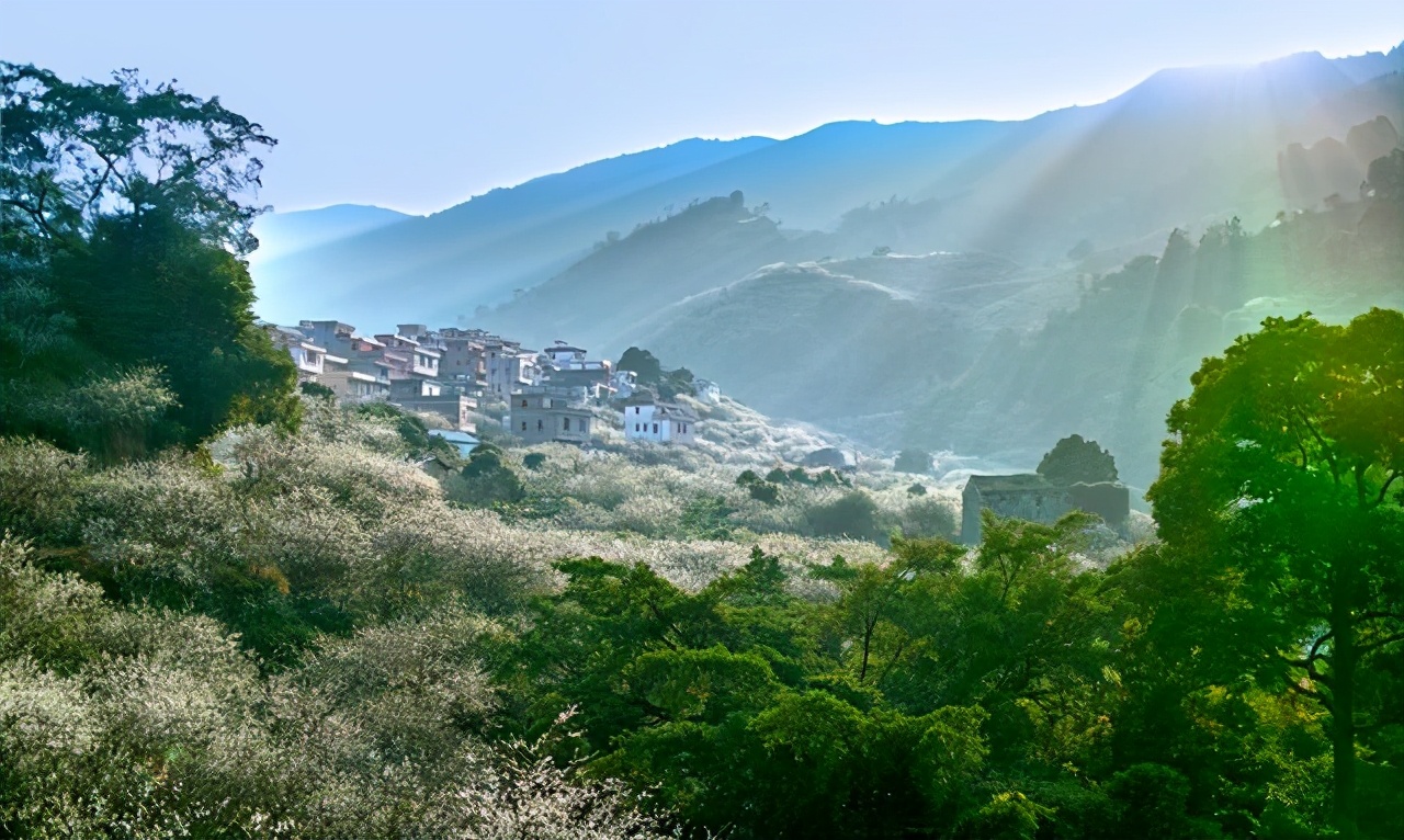 免费游云浮｜如云般洁白轻妙，浮动着向往的生活，云浮免费旅游