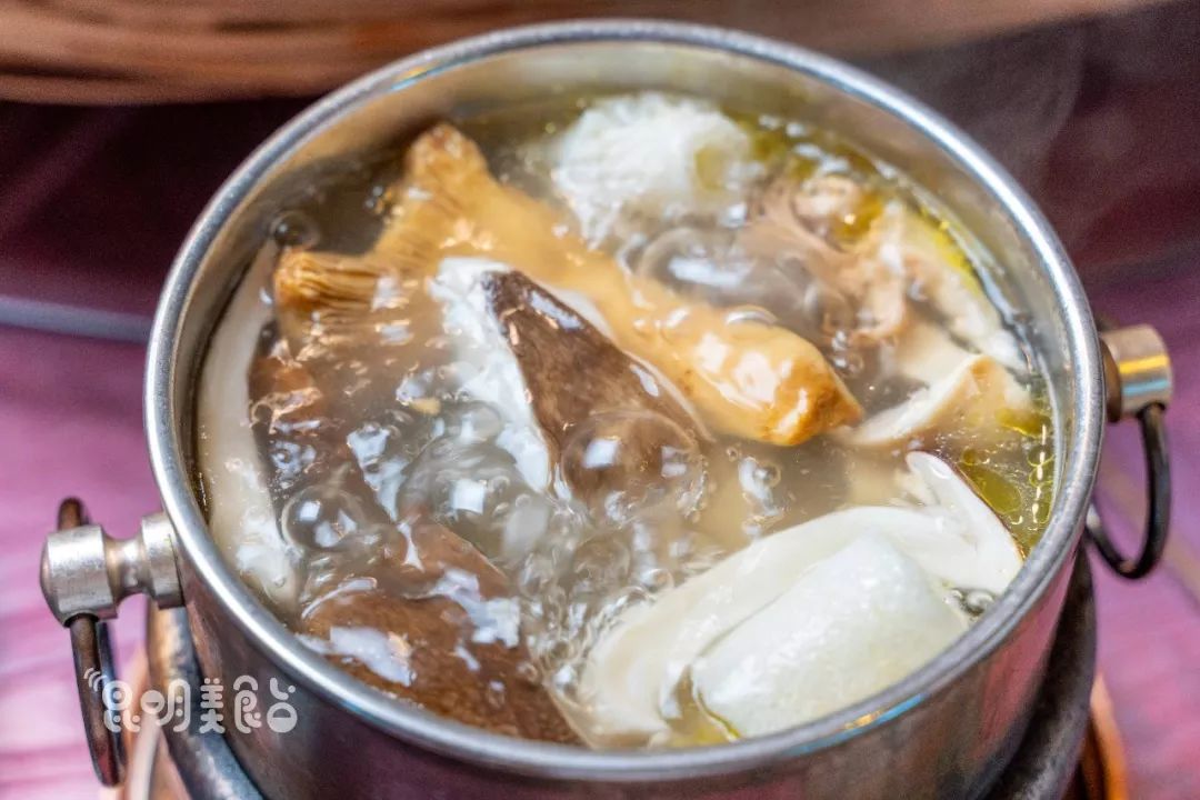 昆明高原明珠牛头宴,昆明附近哪里有世外桃源