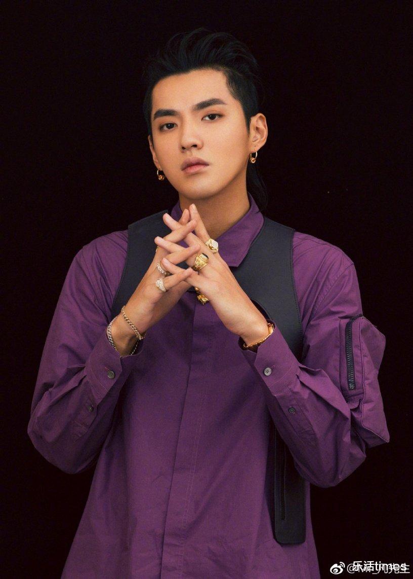 想躺在男人的怀里,想躺在男友怀里静静